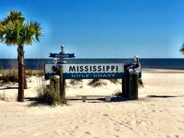 Walk To Beach & Casino! Gulfport Bagian luar foto